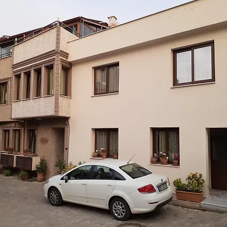 瑟琳娜酒店 2* 塞尔丘克