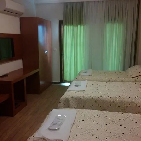 瑟琳娜酒店 塞尔丘克