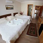 Selena 2* Selçuk