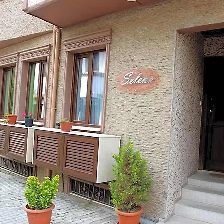 Selena Hotel