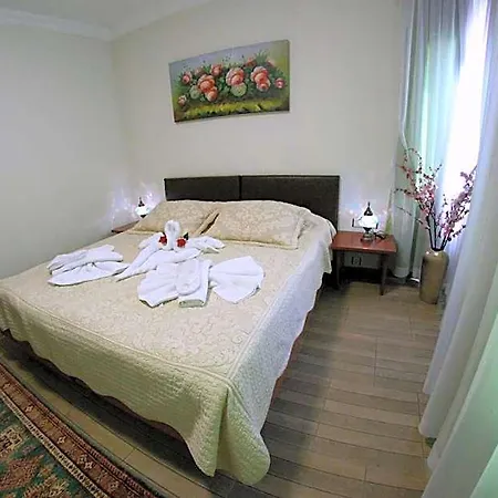 Selena Selçuk